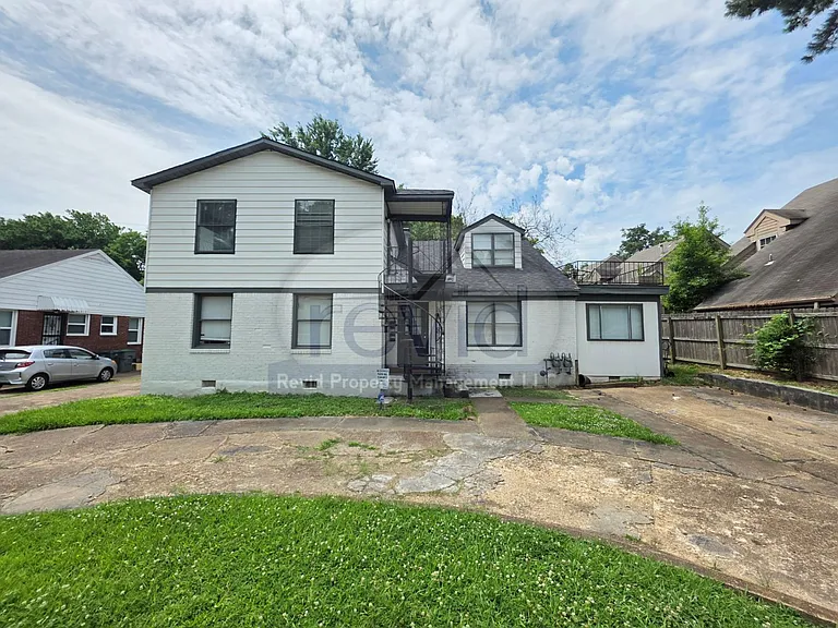 3523 Barwood Cir. — Photo 4