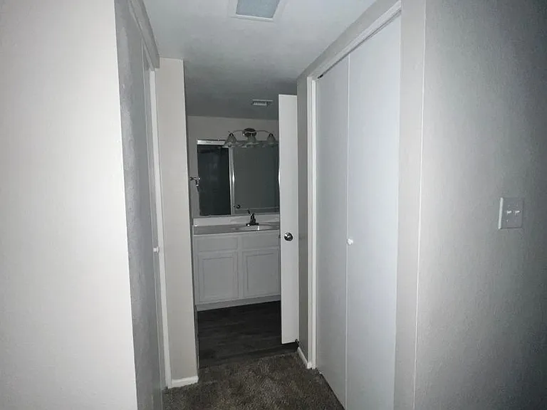 Ponderosa Ranch Apartments — Photo 37