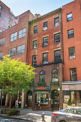 Rented by Compass | media 13