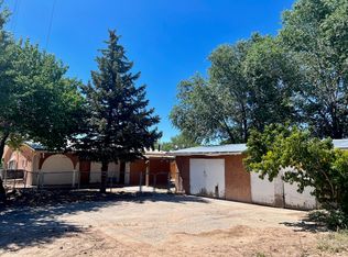 6 Private Drive 1613, Medanales, NM 87548