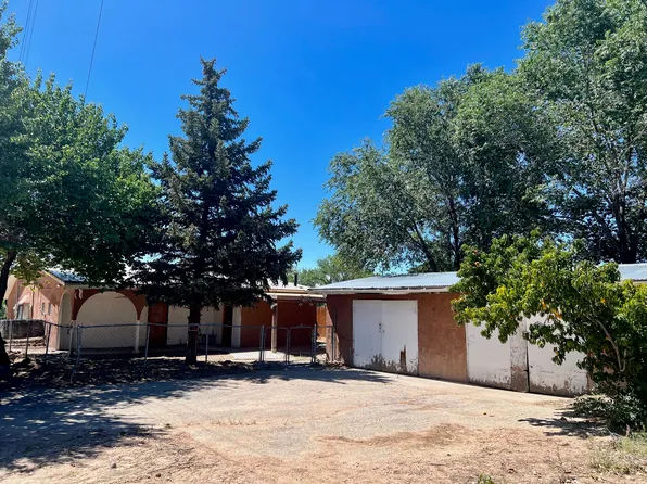 6 Private Drive 1613, Medanales, NM 87548