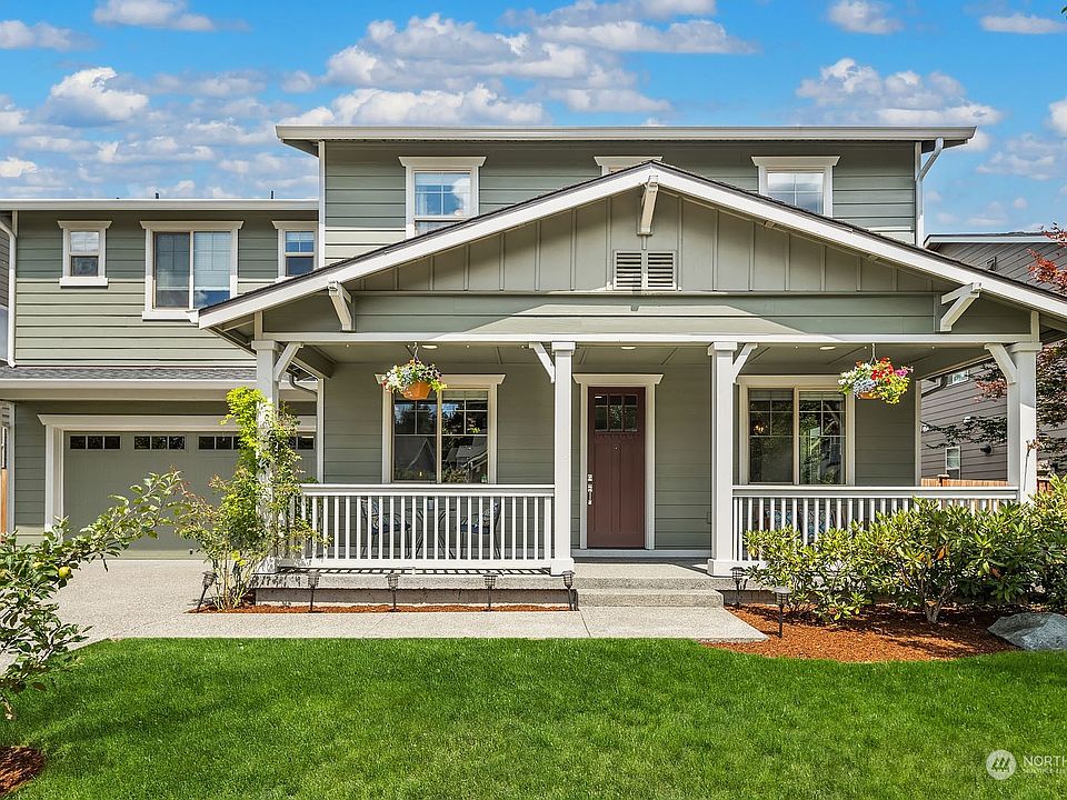 1st image of 32798 NE 51st Street