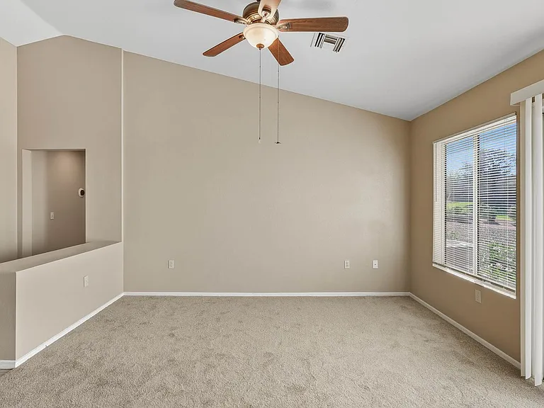 2501 Showcase Dr — Photo 8