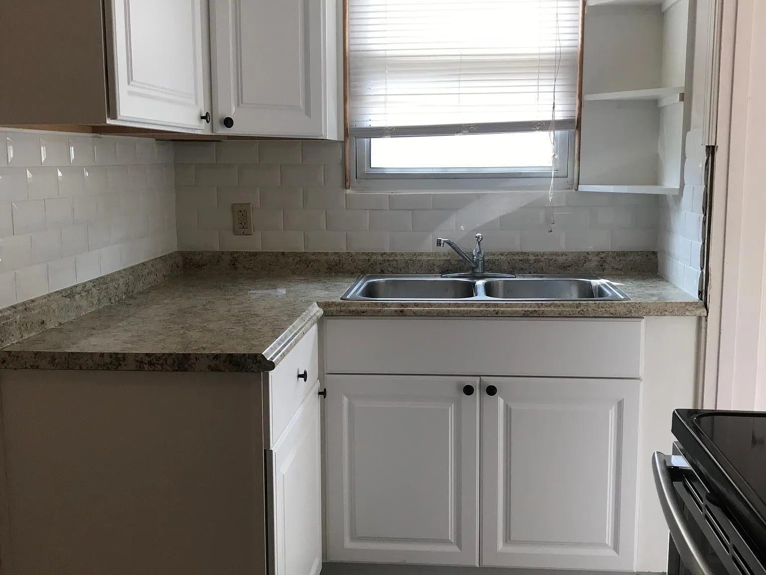 3 bed, 953 sqft, $1,500 — Photo 4