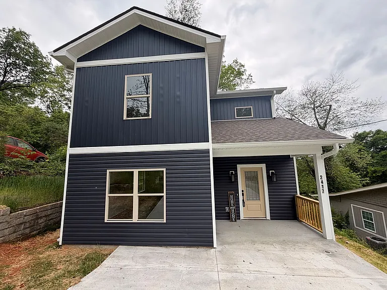 2417 Waverly St NW — Photo 49