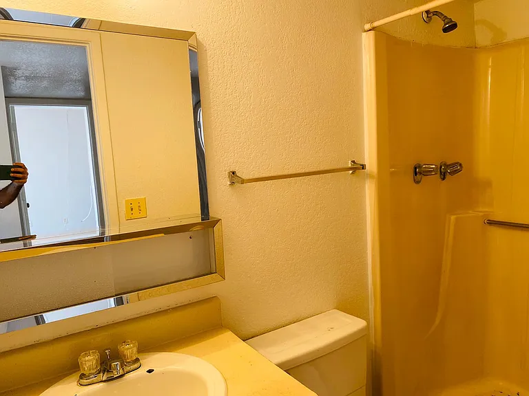 2808 E Monte Cristo Ave #101 — Photo 11