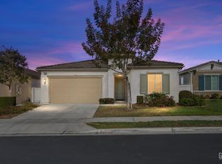 10016 Francois Ln, Bakersfield, CA