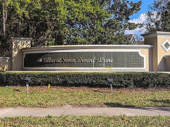 3rd image of 2611 Gala Rd N APT 106