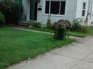 4414 Malcolm Rd, Louisville, KY 40216