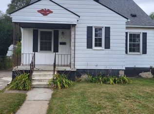 3862 Gloria St, Wayne, MI 48184