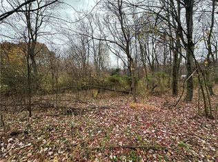 147 Valley St, Derry, PA 15627