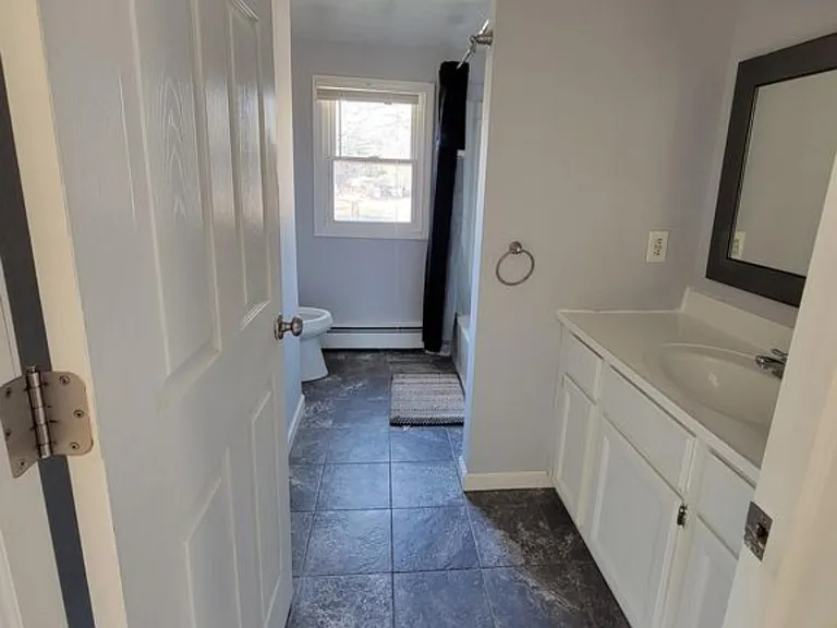 James St — Photo 17
