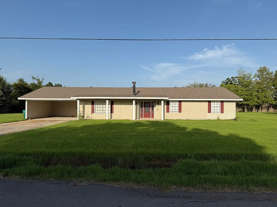 7007 Burgundy Dr