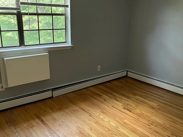 111 Sycamore Ln #1 — Photo 9