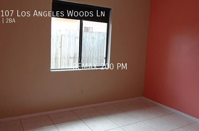 13107 Los Angeles Woods Ln — Photo 3