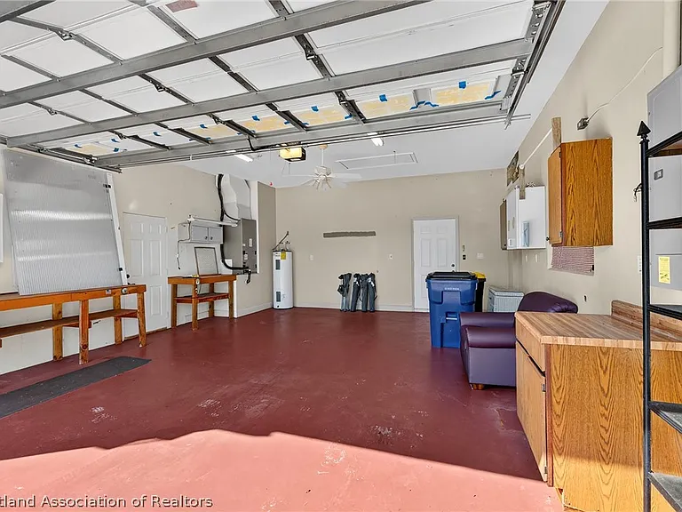 105 Fern Ct — Photo 34