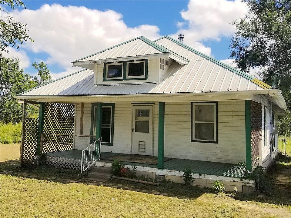 111 N Martindale St, Kincaid, KS 66039 Zillow