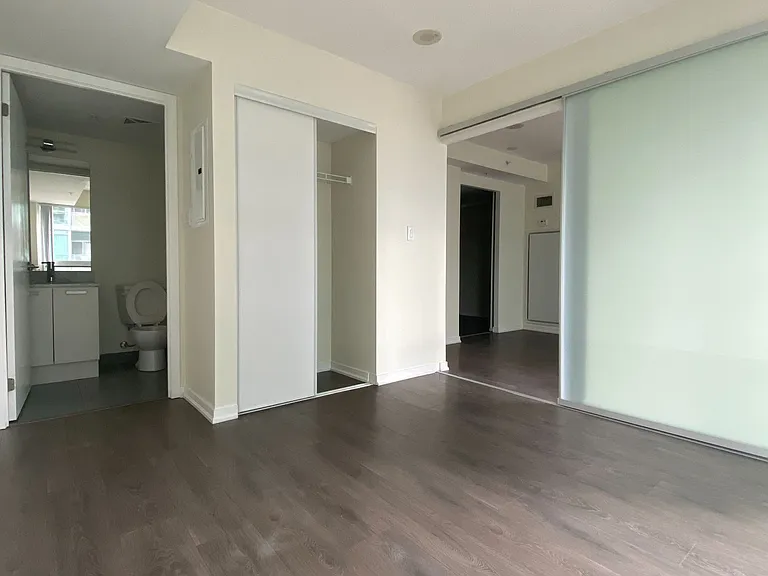 68 Abell St #1016 — Photo 17