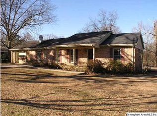 716 Goldenrod Dr, Gardendale, AL 35071