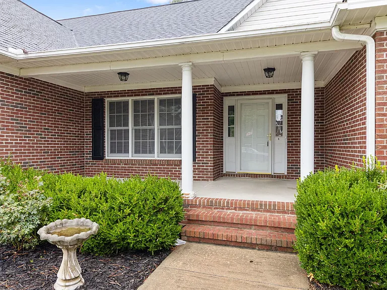757 Stone Cross Dr — Photo 4