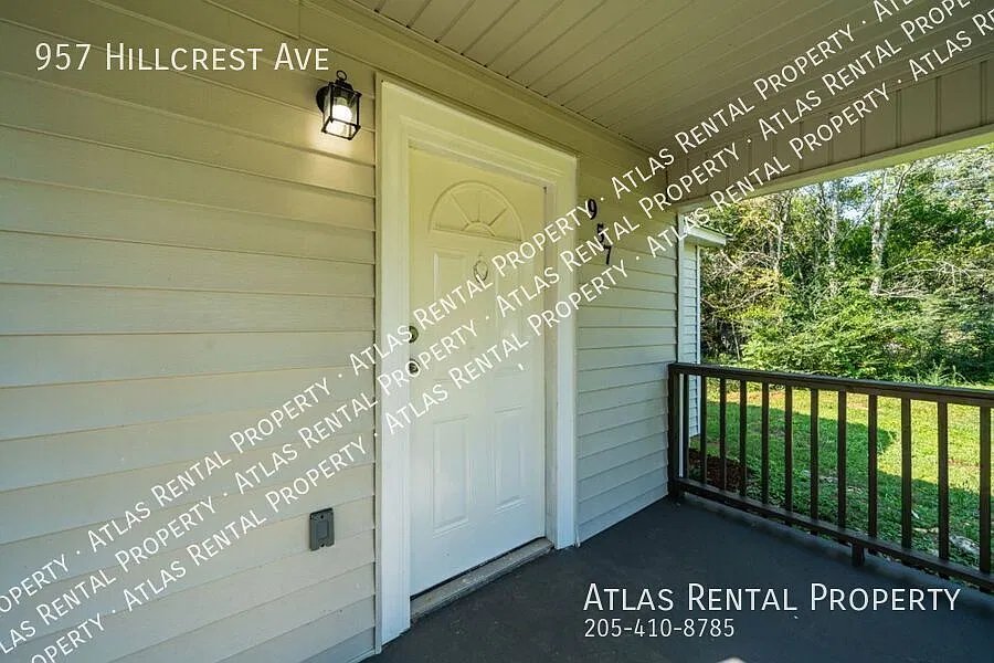 Comfort & Style in Huffman 3BR / 2BA Charm with Every Upgrade! — Photo 4