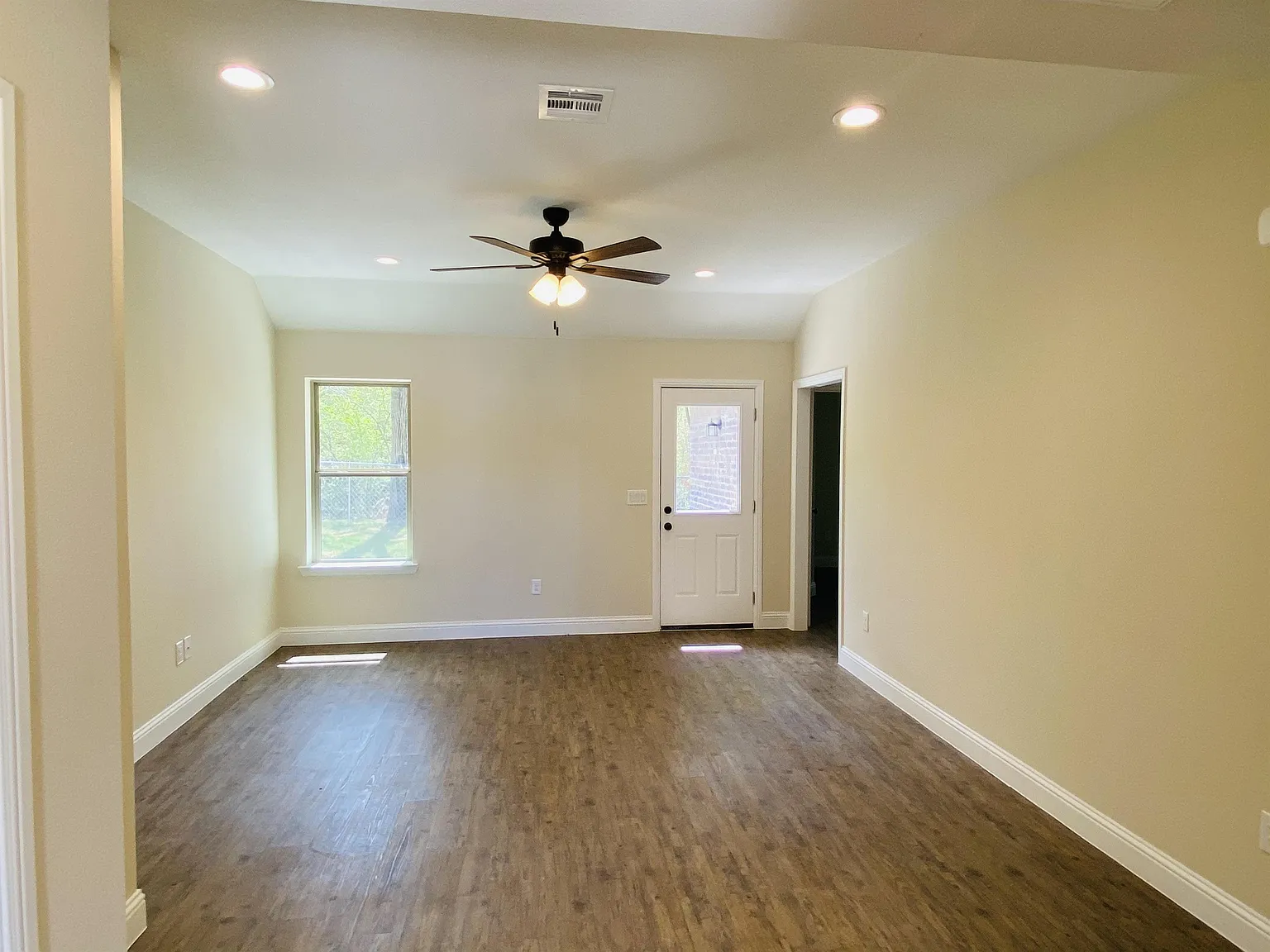 312 West Heron Street, Denison, TX 75020 - 1 — Photo 2