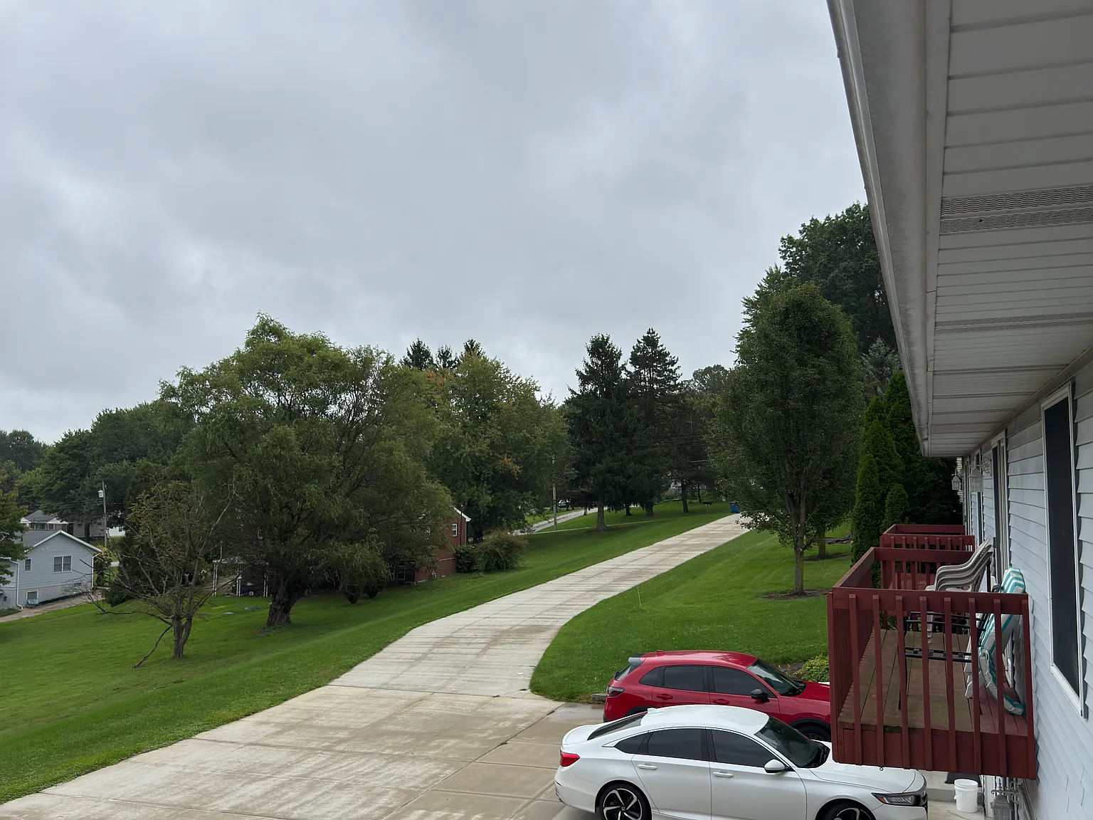 3 bed, 1400 sqft, $1,825 — Photo 2