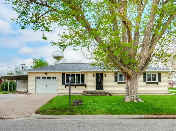 201 Boone St, Slater, IA 50244