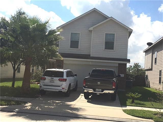 1st image of 7518 Fox Knoll Ln