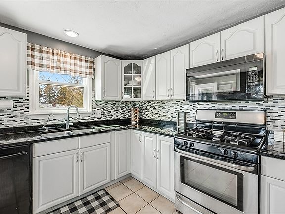 5th image of 72 Norwich Rd