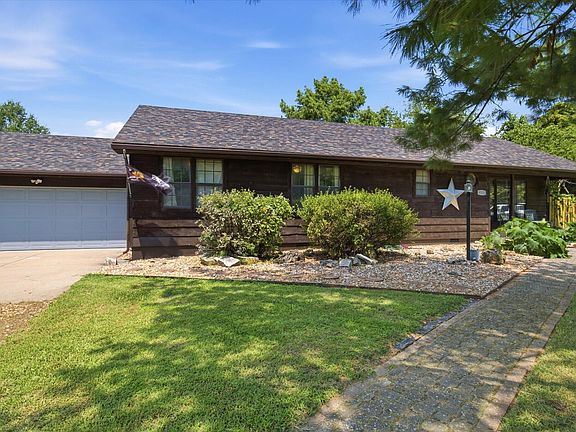 4th image of 8513 W Farm Road 172