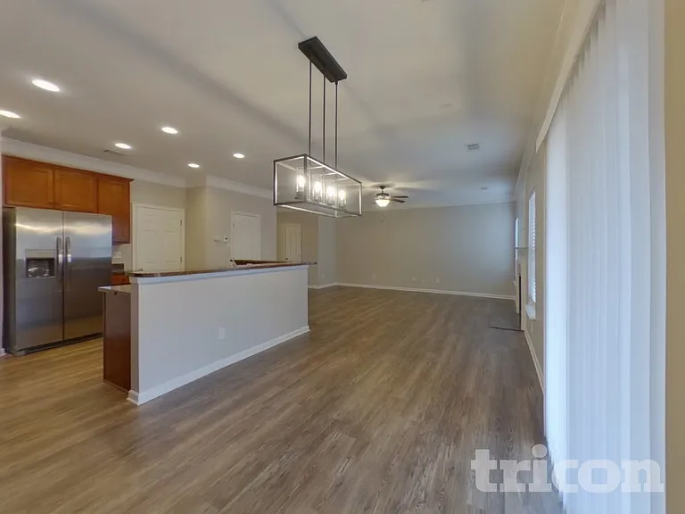 510 Norwell Ln — Photo 4