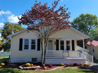 527 Park Dr, Bethalto, IL