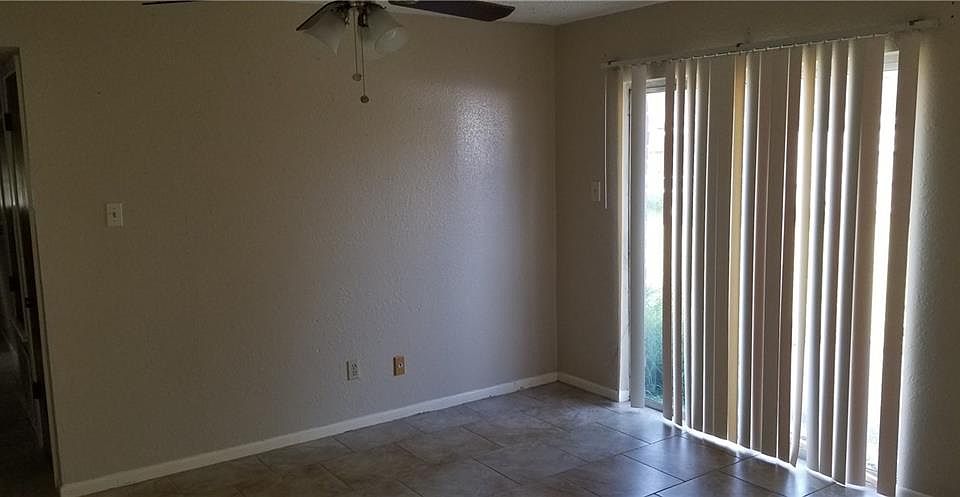 2nd image of 11617 Agua Dulce Creek Dr