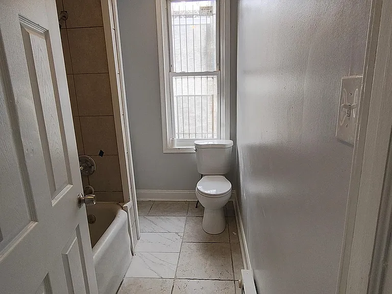 3715 N 15th St #1 — Photo 8
