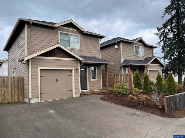 121 N 12th St, Philomath, OR 97370