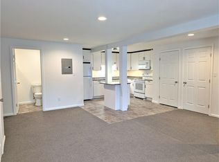99 Depot St #9, Pine Bush, NY 12566