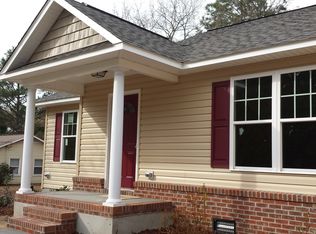 1405 Eastview Dr, Aberdeen, NC 28315