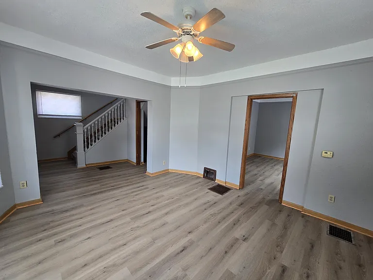 519 Baltimore St — Photo 7