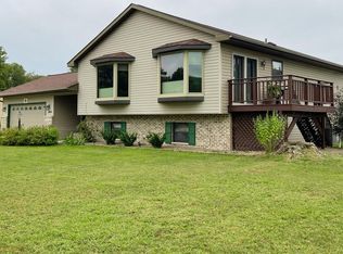 3206 Meadow Lark Ln S, Holmen, WI 54636