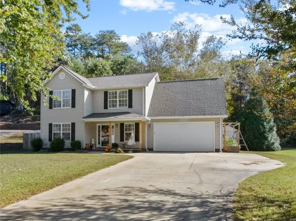 2528 Motherwell Dr, Greer, SC 29651