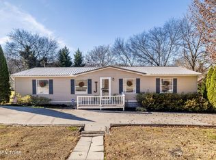 283 S Long Hollow Rd, Maryville, TN 37801