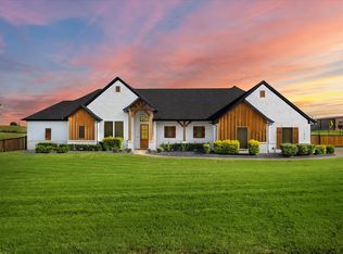 1074 Pioneer Xing, Weatherford, TX 76088