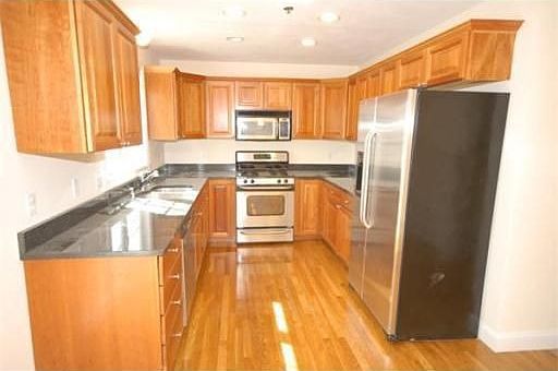 3rd image of 22 Marengo St