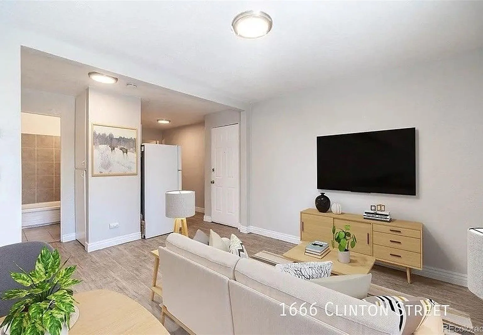 3 bed, 1.0 bath, 975 sqft, $1,395 — Photo 3