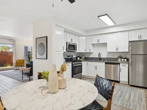 Arrive at the Retreat, 550 Laurie Ln #26-C, Thousand Oaks, CA 91360