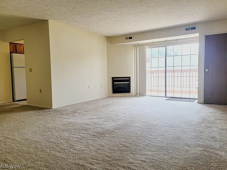 10365 Glenway Dr #102 — Photo 7