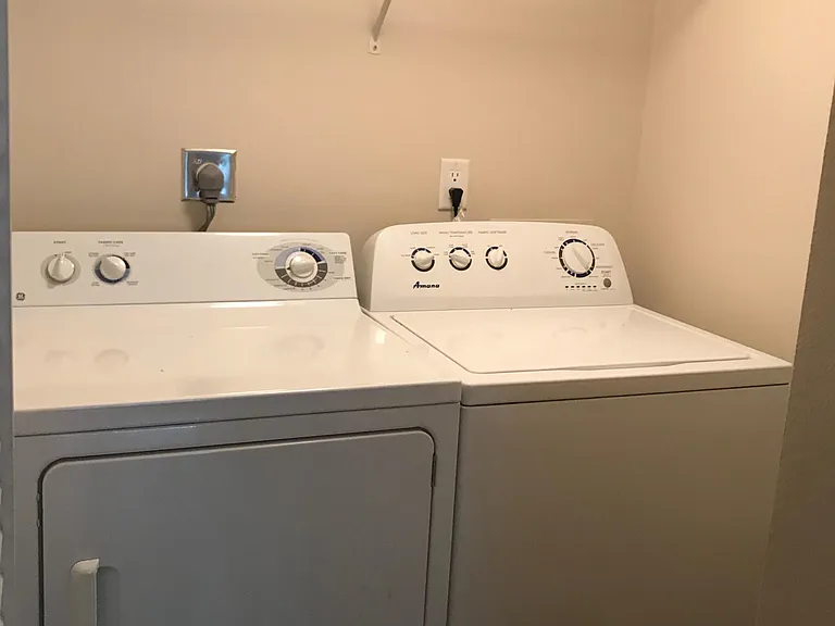 Full size laundry