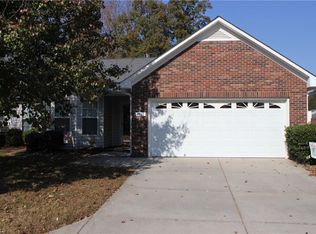 1833 Salem Bluff Dr, Winston Salem, NC 27127