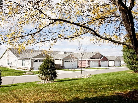 Beautiful community with plenty of green space